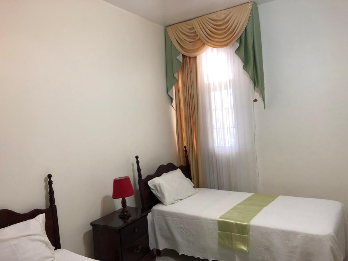 Goldenview Guesthouse Ocho Rios Zewnętrze zdjęcie